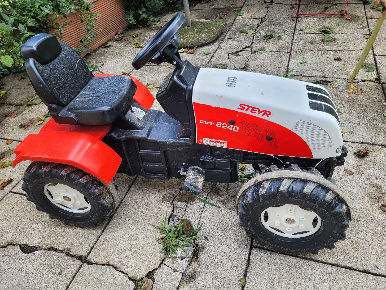 Veicoli per bambini: Trettraktor – Usato da Auw venduto da burik