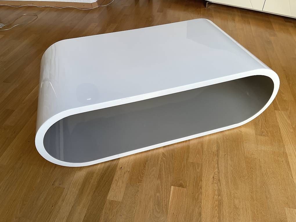 Tavoli: Moderner Couchtisch Hochglanz Weiss/Grau – Usato da Möhlin venduto da viv_v52q 1
