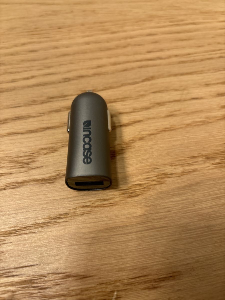 Unità & Adattatore: Incase Autolade-Adapter mit USB-A Anschluss – Usato da Hergiswil NW venduto da Labello01