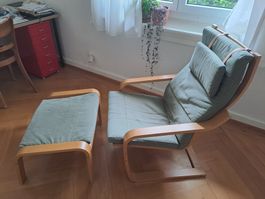 Ikea Poang Sessel mit Hocker