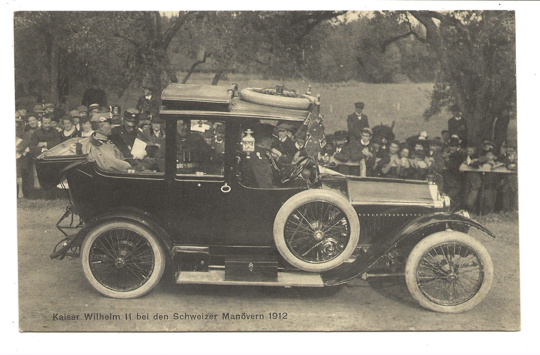 Cartoline postali: Kaiser Wilhelm II - Schweizer Manöver - Oldtimer Auto 1912 – Usato da Engelburg venduto da Cartophil
