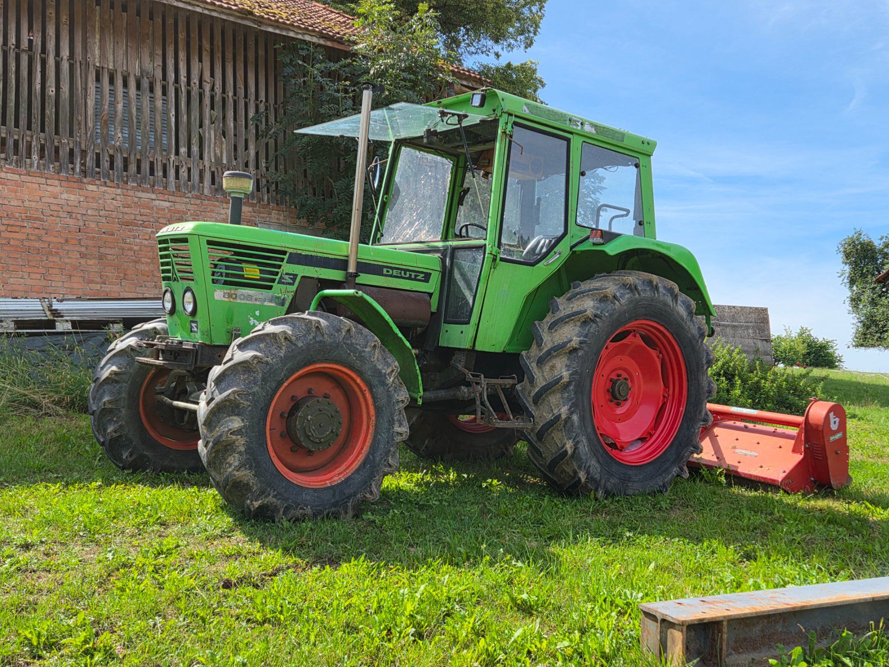 Deutz Tracteurs: Deutz 8006 A-S – D'occasion à Roggliswil par _IHC_