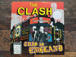The Clash - This Is England - Seltene UK  MAXI !