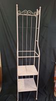 Regal aus Metall weiss mit Metall und Glas Ablagen