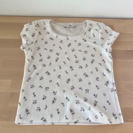 C&A T-shirt Kinder Gr. 134 mit Blumenmuster