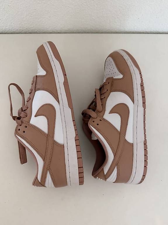 Nike Scarpe da uomo: *Neu* Nike Dunk Low Altrosa 43 – Usato da Wallisellen venduto da bid_sbr9 2