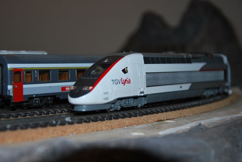 2 Coffrets Marklin 43432 – Voitures Intermédiaires TGV Lyria, Échelle Standard