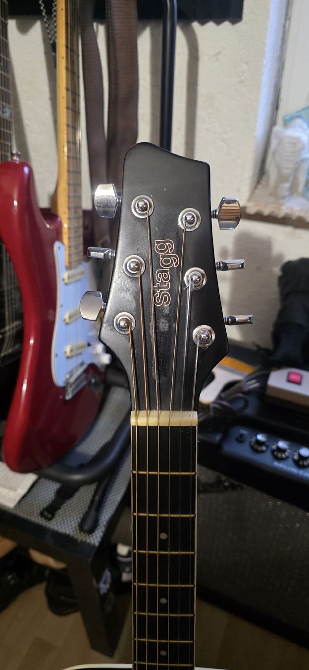 Strumenti musicali: Handmade acoustic guitar Stagg – Difettoso da Chur venduto da ACE18 2