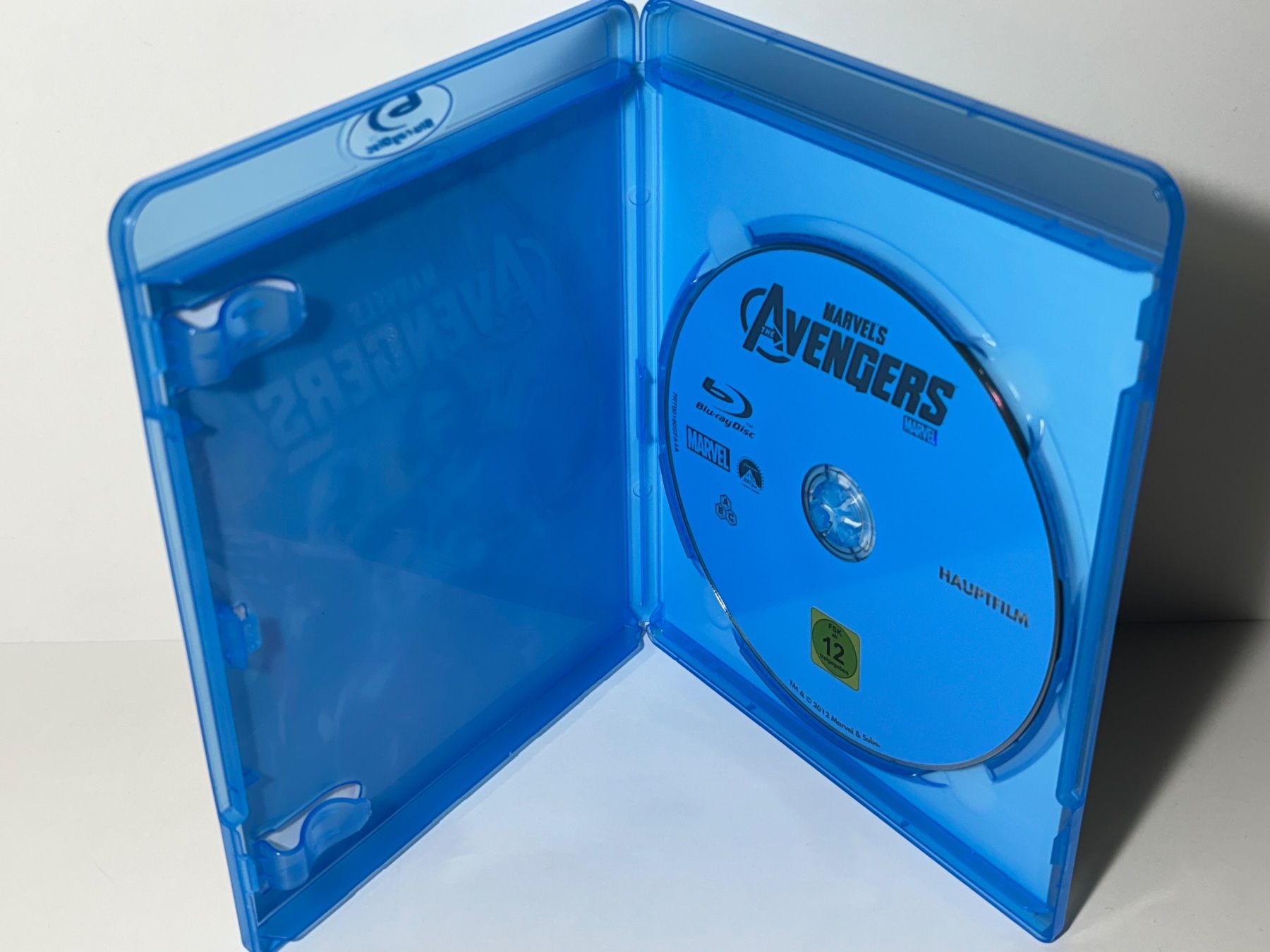 Tutti i DVDs: Marvel's - The Avengers Blu Ray – Usato da Wilderswil venduto da Sstriker 2