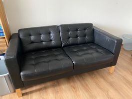Sofa Leder schwarz gesteppt mit Holzfüssen guter Zustand