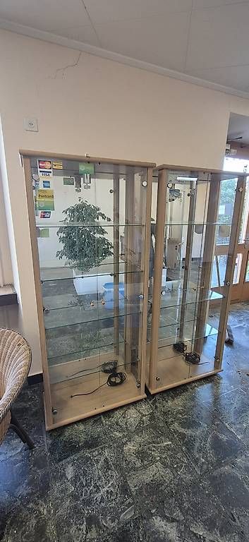 Vetrine: Vitrine bois et verre – Usato da Ropraz venduto da AdrienMonnier