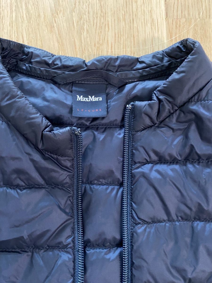 Max Mara Jacken: MaxMara Leisure Quilted Jacket Dark Blue Size Medium – Gebraucht aus Zug von lil_mj92 1