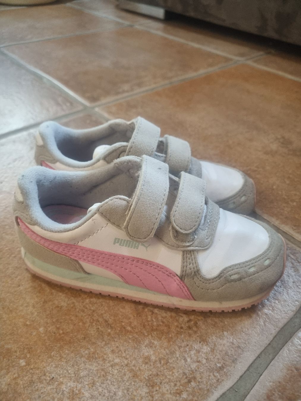 Scarpe per ragazze: baskets fille 27 – Nuovo (secondo la descrizione) da Rennaz venduto da mar_9c85