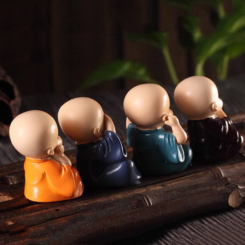Figuren: 4 kleine Mönche – Neu und originalverpackt aus Diepoldsau von preisparadies-ch 1