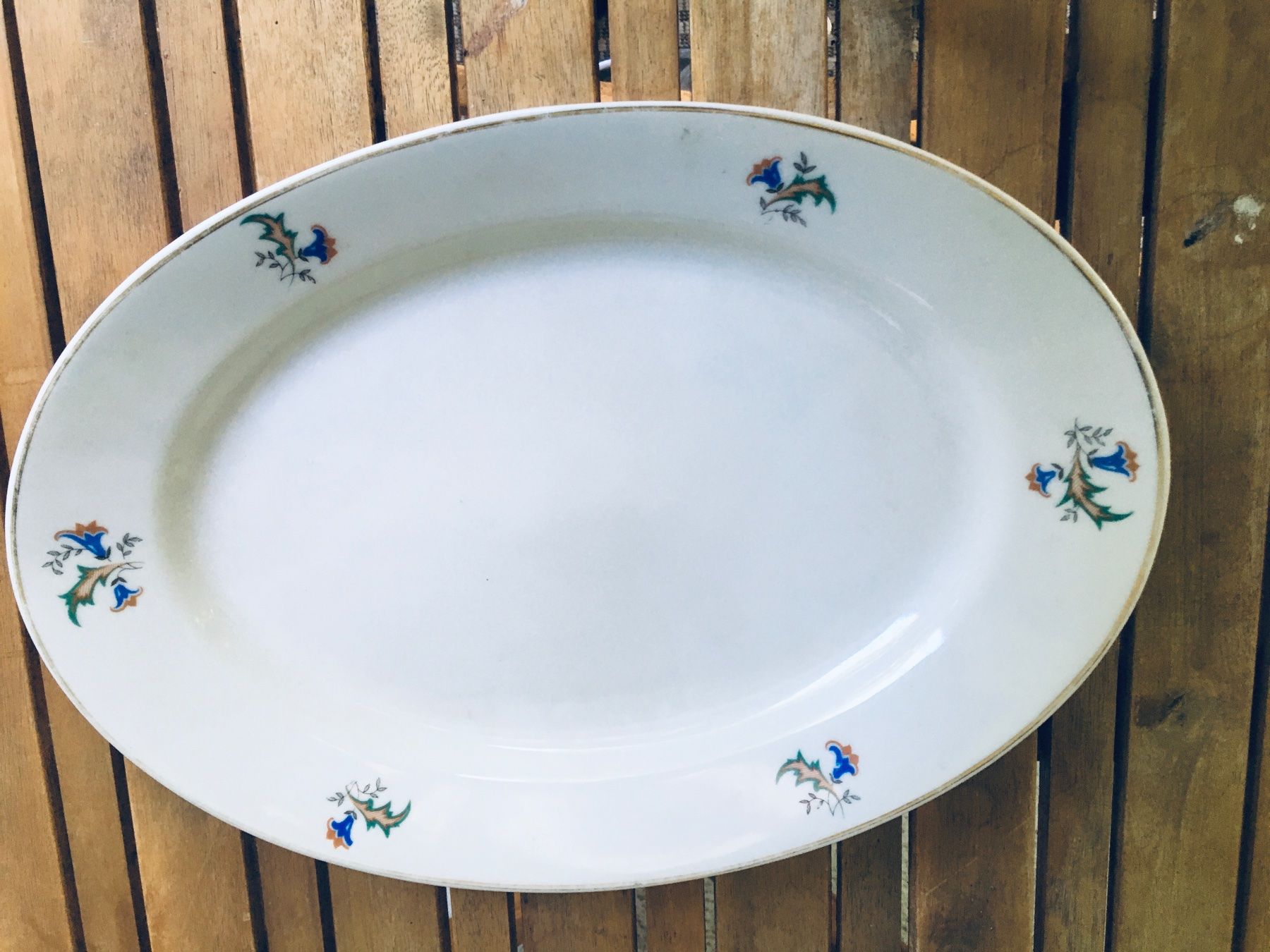 Teller: Schöner Vintage Servierteller von Langenthal – Gebraucht aus Wila von Fritz-Wila