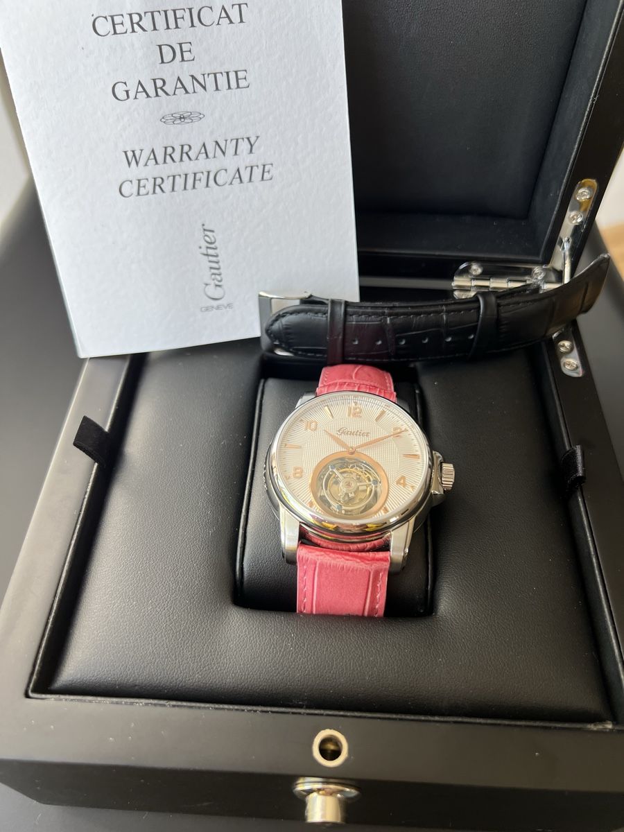 Universal Genève Orologi: Tourbillon Gautier Genève – Usato da Orbe venduto da Watchivore 4