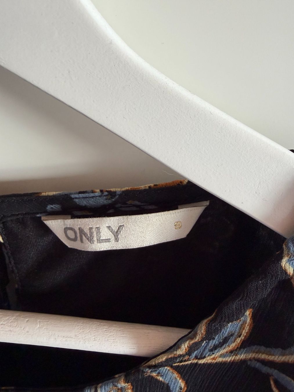Only Camicette: Chemise Only – Usato da Grandvaux venduto da b_lucia_s 1