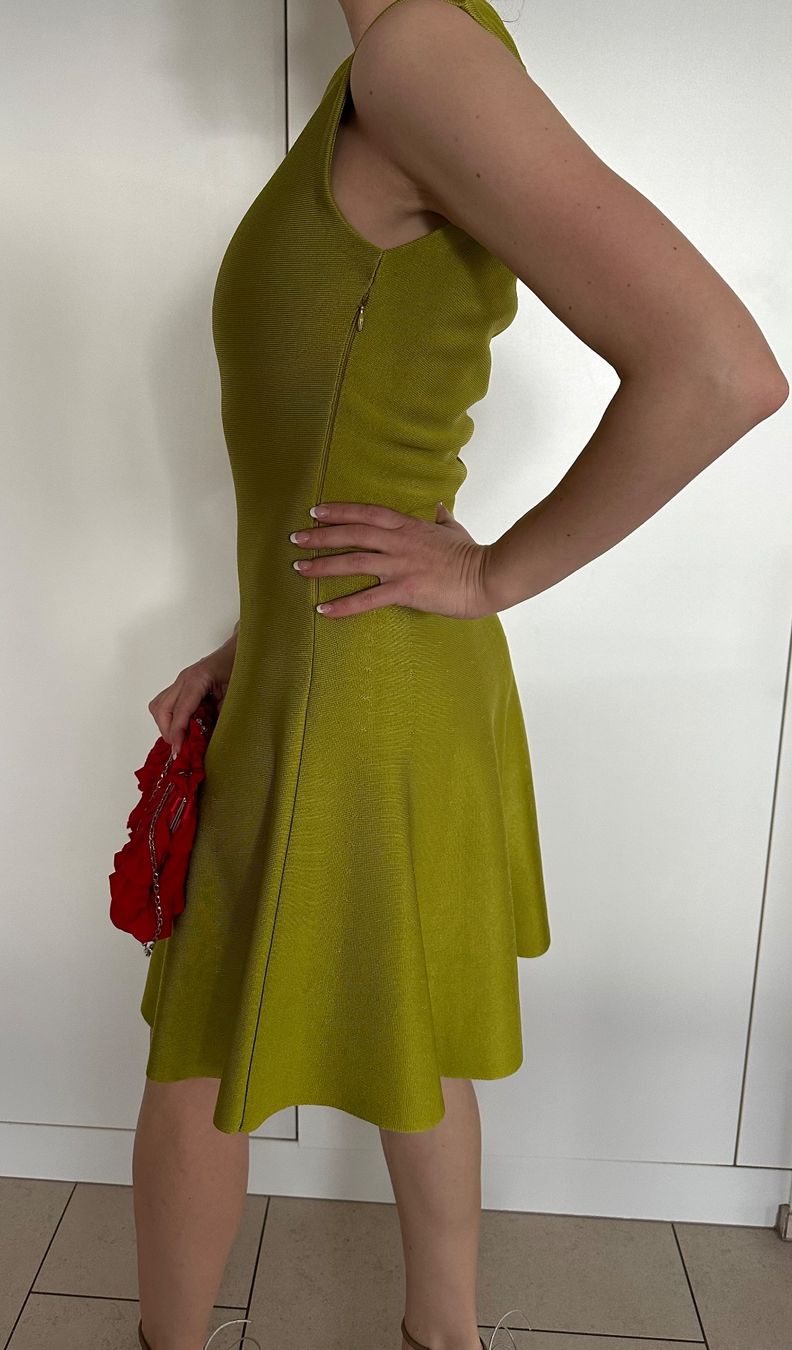 Dior Kleider: Dior Dress to impress – Gebraucht aus Bäch SZ von ruslena29 5