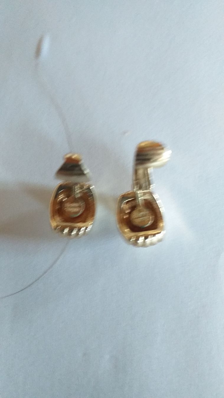 Dior Ohrringe & -stecker: Ohrclips Christian Dior – Gebraucht aus Wünnewil von 04Blume 2