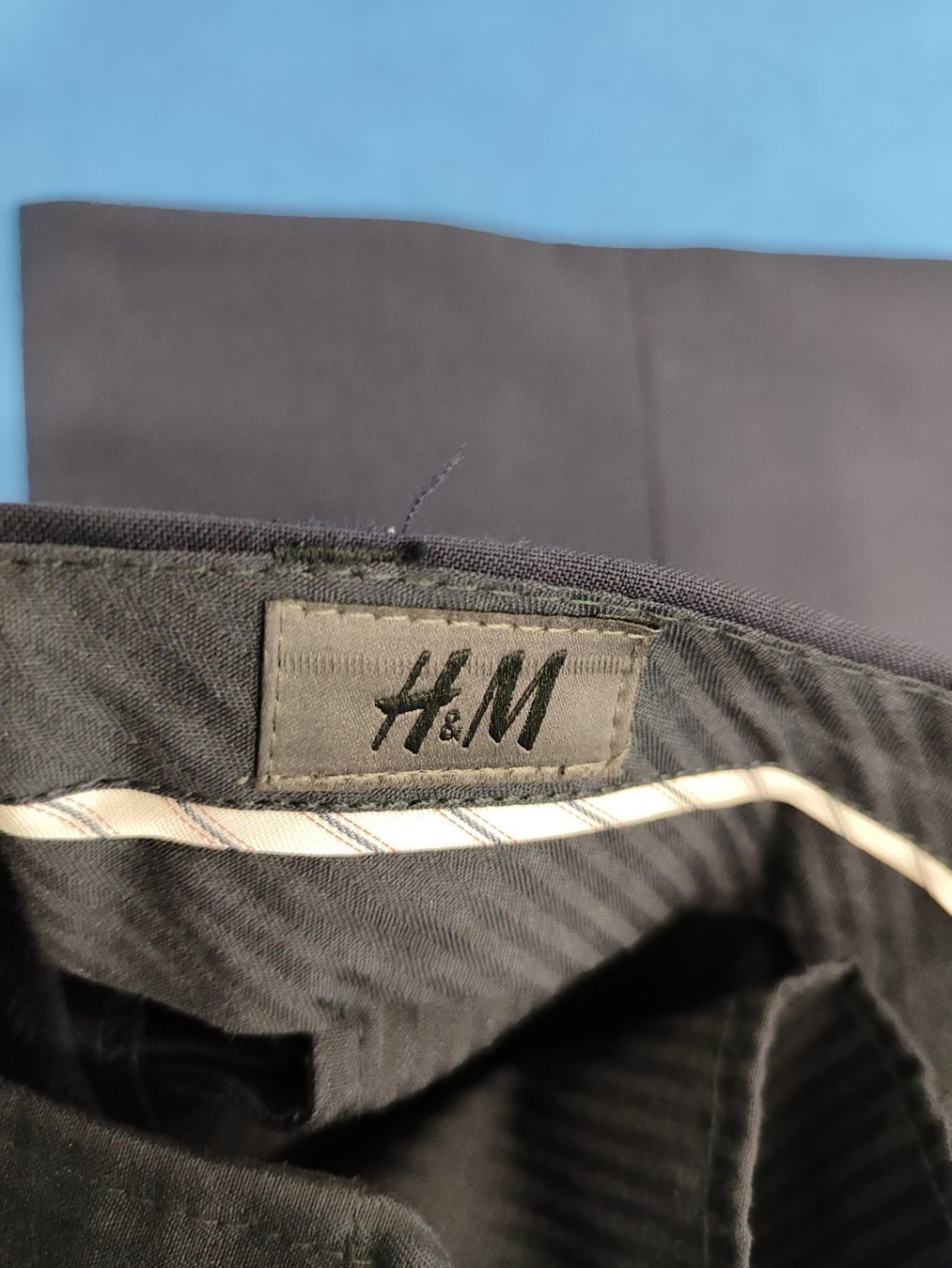 H&M Pantaloni: H & M Herrenhose GR 50 – Nuovo (secondo la descrizione) da Langnau am Albis venduto da Judithsebi 3