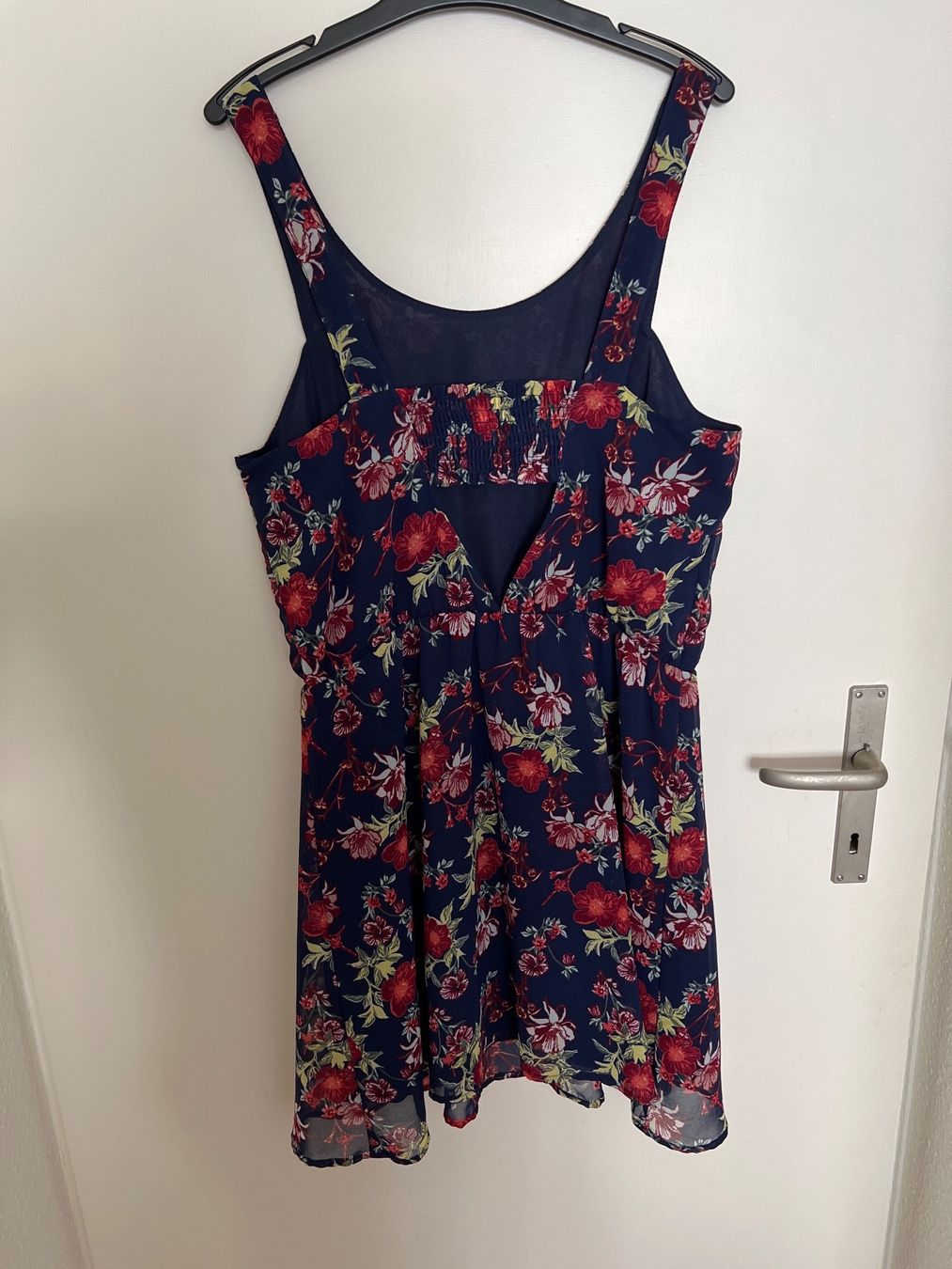 H&M Vestiti: Kleid H&M EUR 42 – Usato da Horgen venduto da linuxrp 3
