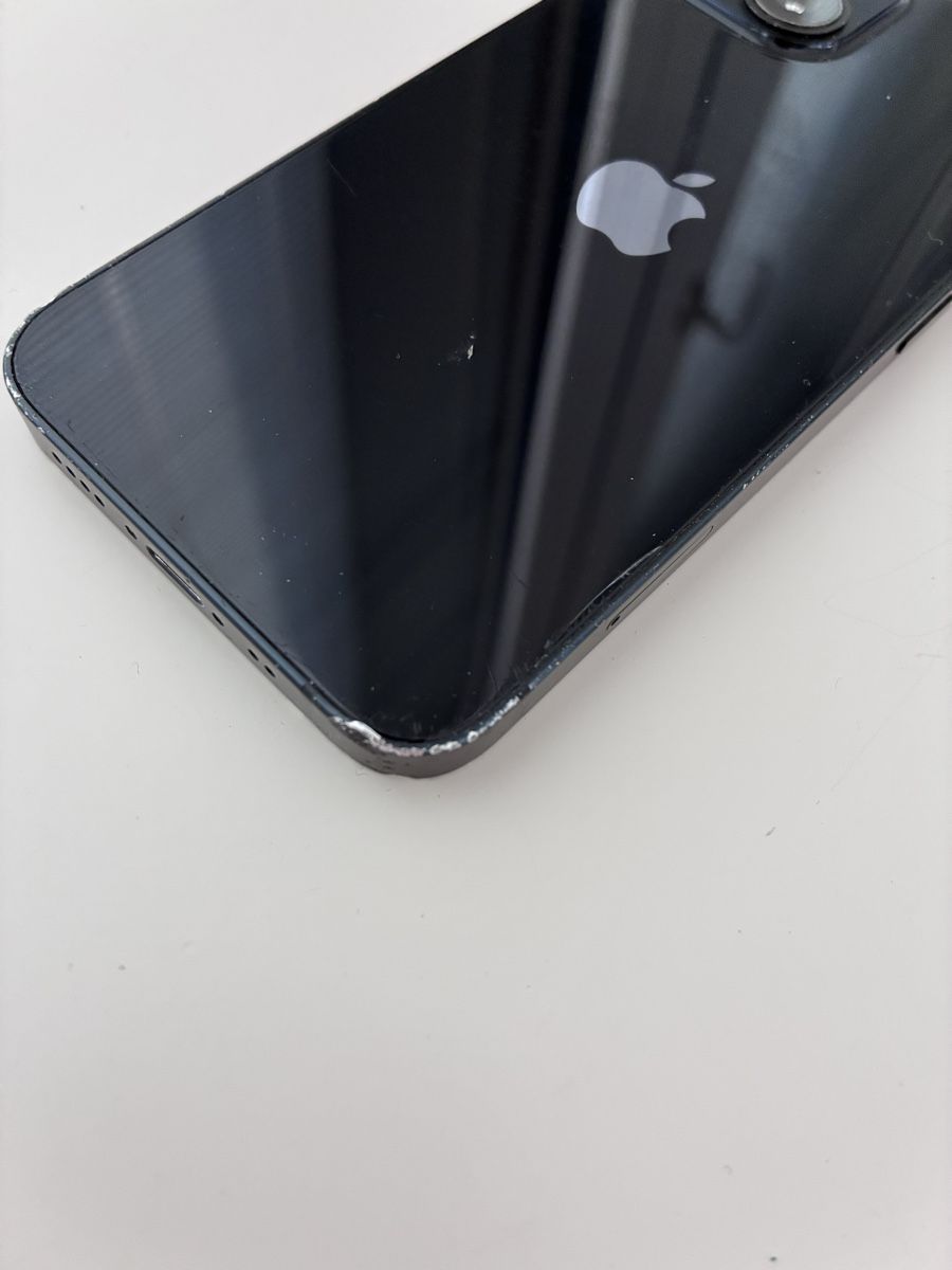 Apple Telefoni cellulari / Smartphones: iPhone 13 Mini 128 GB – Usato da Zürich venduto da Elvis06 7