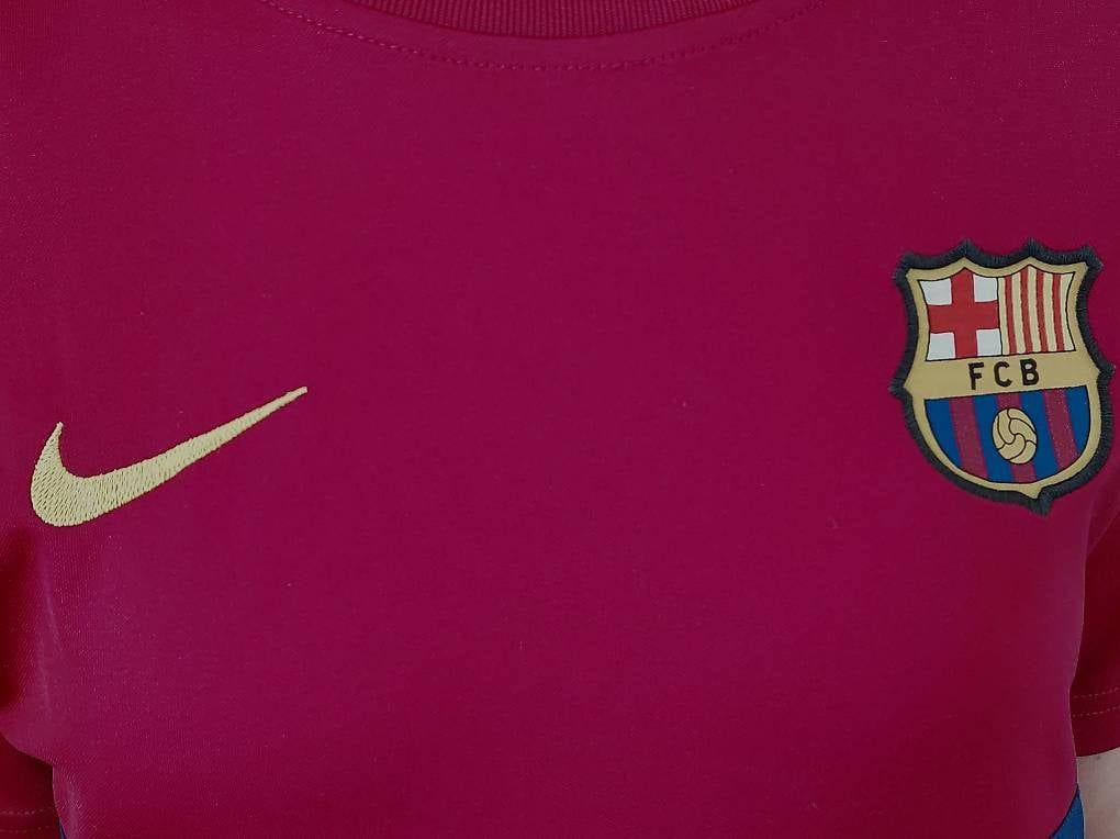 Nike Canottiere & Pantaloni: FCB Trikot original – Usato da Rapperswil BE venduto da AndreaReist 2