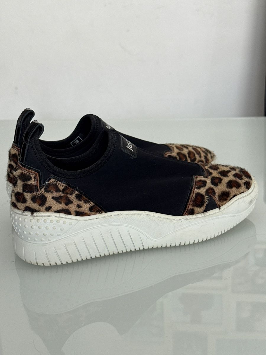 Roberto Cavalli Scarpe da donna: Just Cavalli Leopard Print Sneakers, Slip-on Style – Usato da Thalwil venduto da perulina