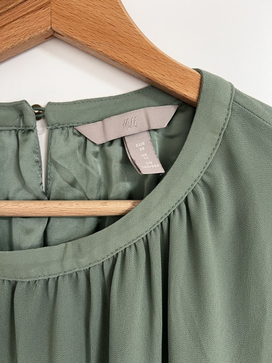 H&M Robes: Kleid H&M, Grösse 38 – D'occasion à Escholzmatt par mel_58wh 1