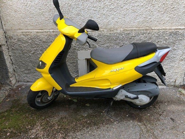 Interruttore Lampeggiante Per Piaggio Skipper LX 125 (1998-1999) - Ricambio Originale, Facile E Impermeabile - 2