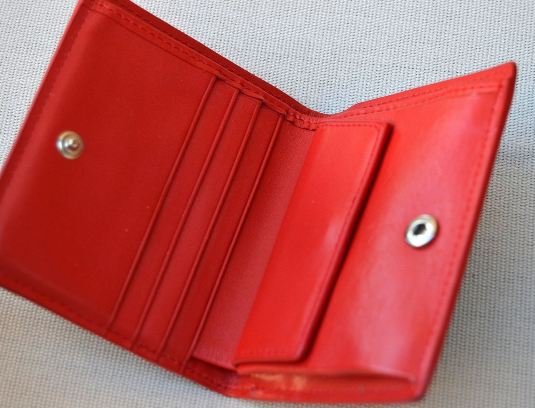 Christian Louboutin Portafogli: Christian Louboutin Portefeuille – Usato da Collonges venduto da Auganien 4
