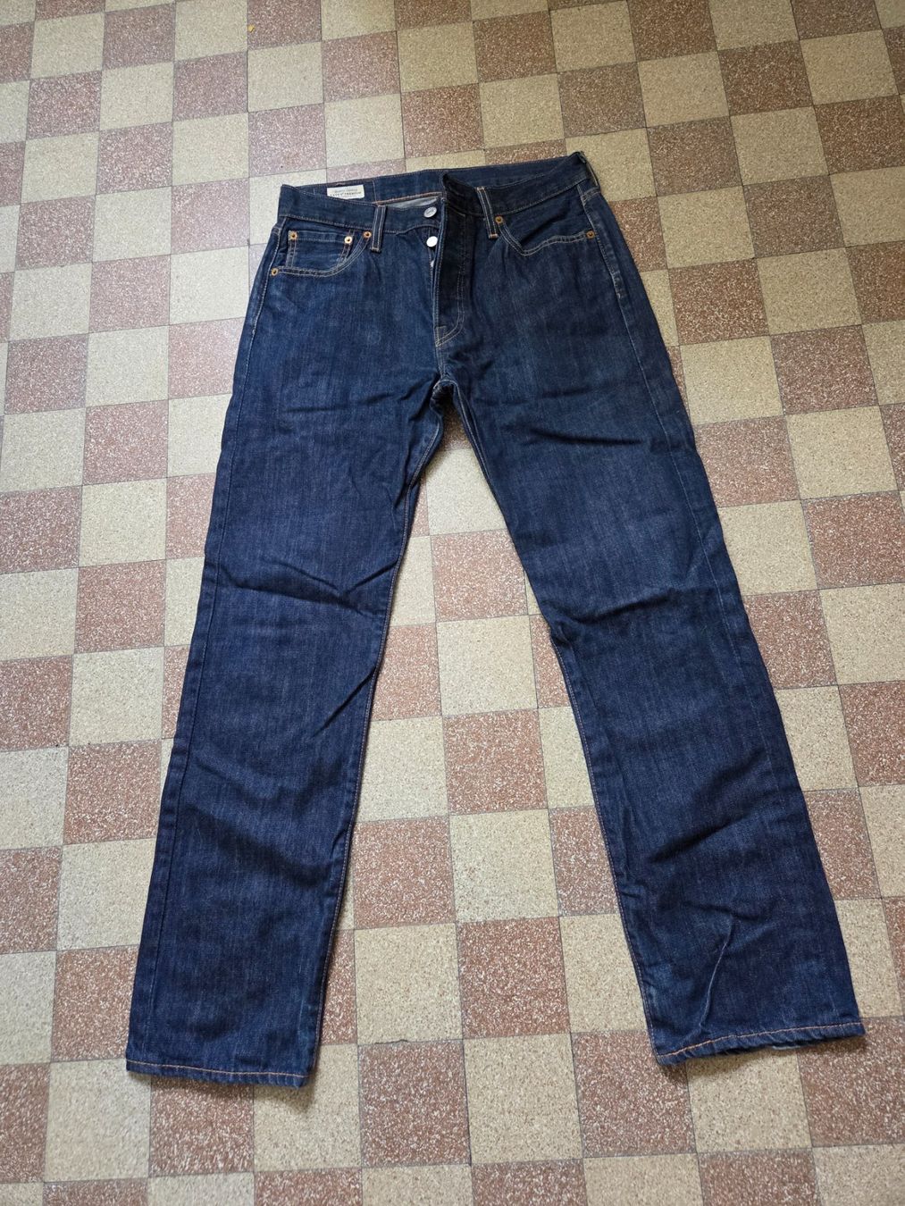 Levi's Jeans: Levi's 501 30/30 – Usato da Fribourg venduto da lizzy55