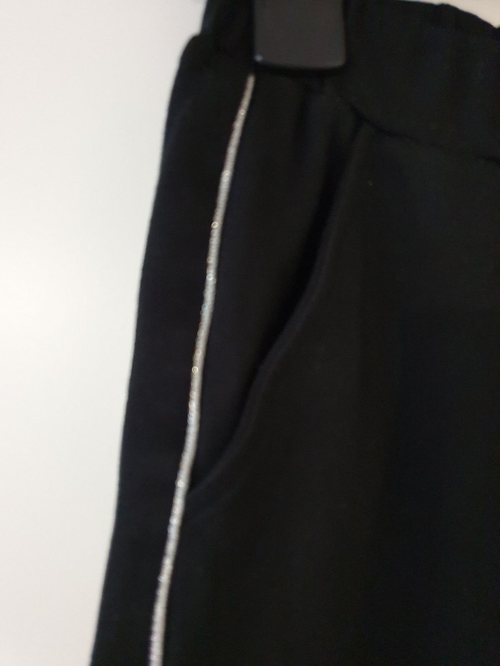 H&M Lotti & Set di vestiti: Kleid und Hose Gr.152 – Usato da Leuggelbach venduto da Schreiner21 2
