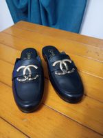 Ciabatta pelle Chanel con logo metallico - Chanel leather sl