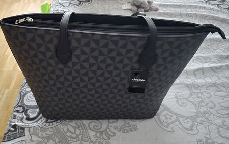 Handtasche