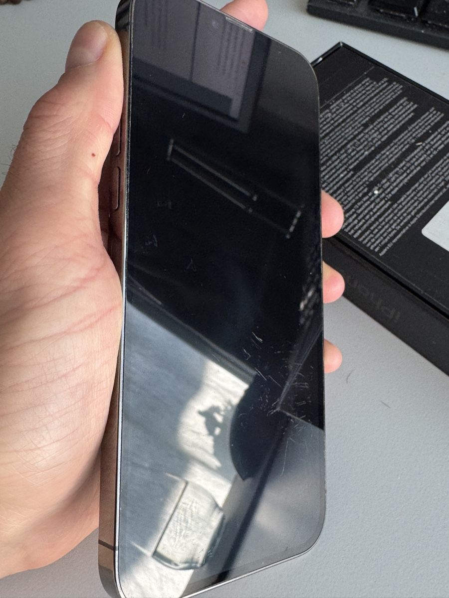 Apple Handys / Smartphones: Iphone 13 Pro Max 256 GB Graphite – Gebraucht aus Zürich von ArtByEsb 5