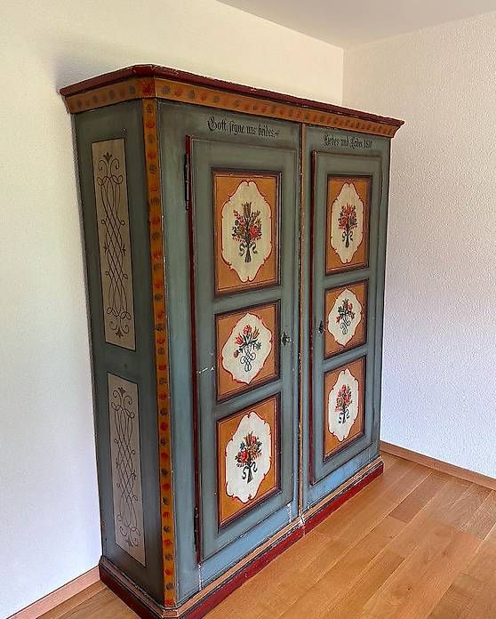 Armadi: Bauernschrank Zweitürer 1810 – Usato da Fribourg venduto da mir_k7b9