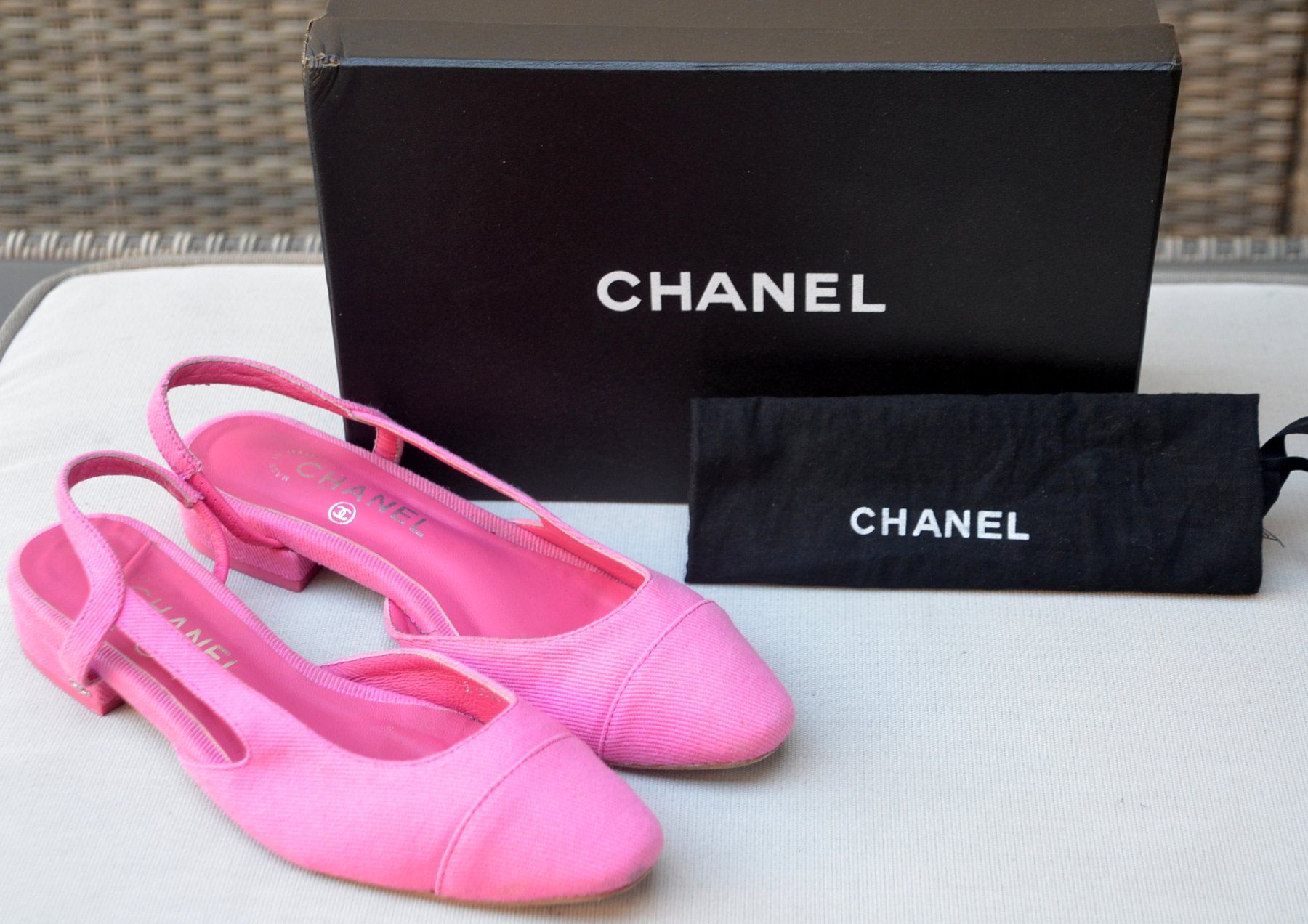 Chanel Scarpe da donna: Chanel Schuhe / chaussures .39C – Usato da Collonges venduto da arashee 1