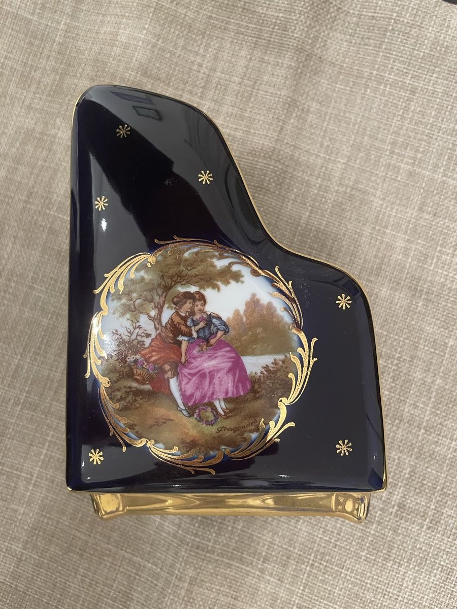 Toutes les décorations: Limoges piano – Neuf (Voir description) à Novazzano par White71
