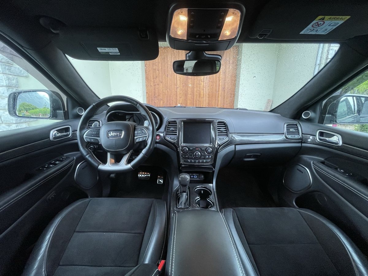 Jeep Automobili: Jeep Grand Cherokee SRT V8 – Usato da Salgesch venduto da Schnemo1 6