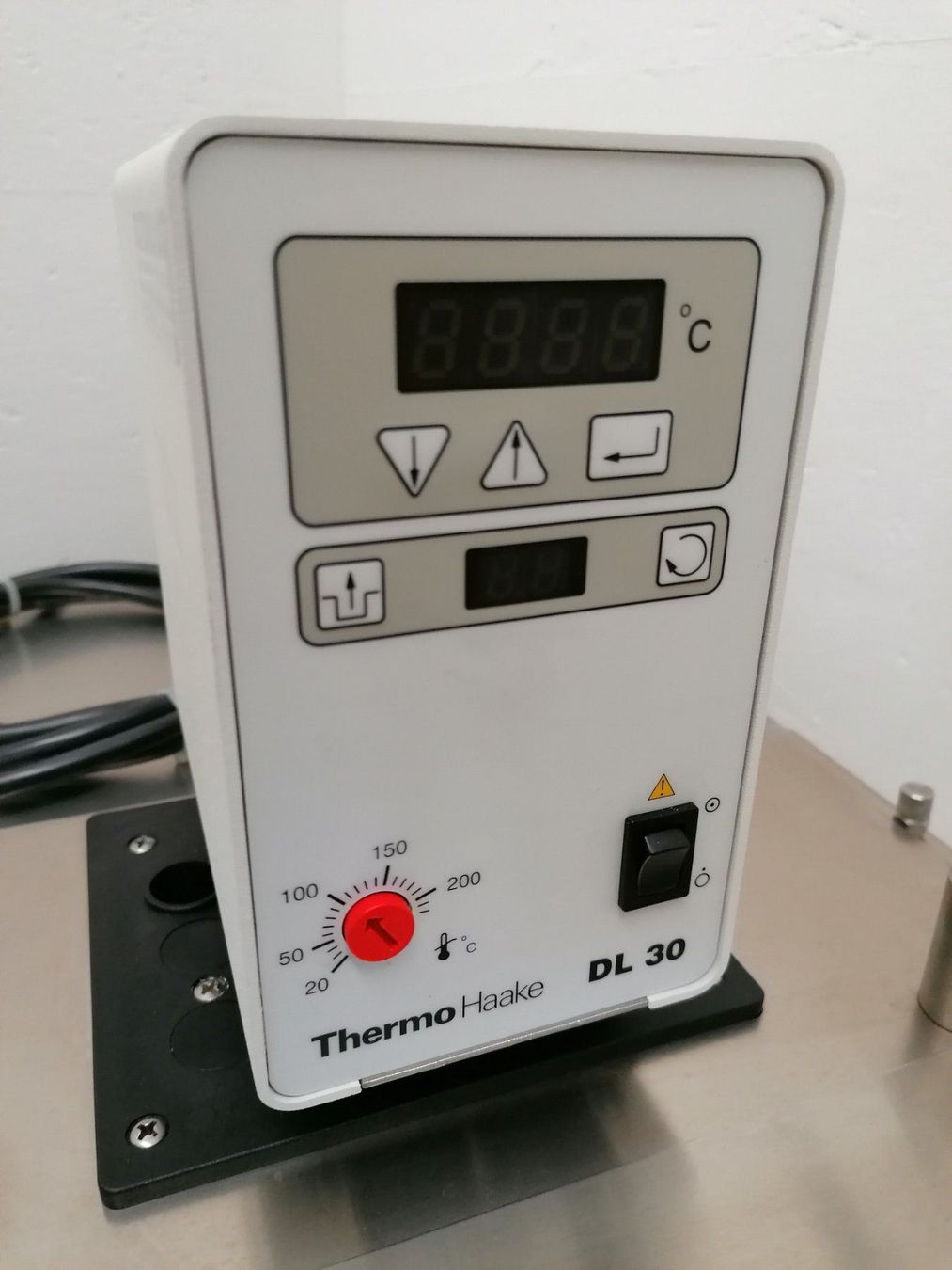 Accessori da laboratorio: Thermo Haake DL30 mit V26 – Usato da Niederdorf venduto da LeptonAG_Labor 2
