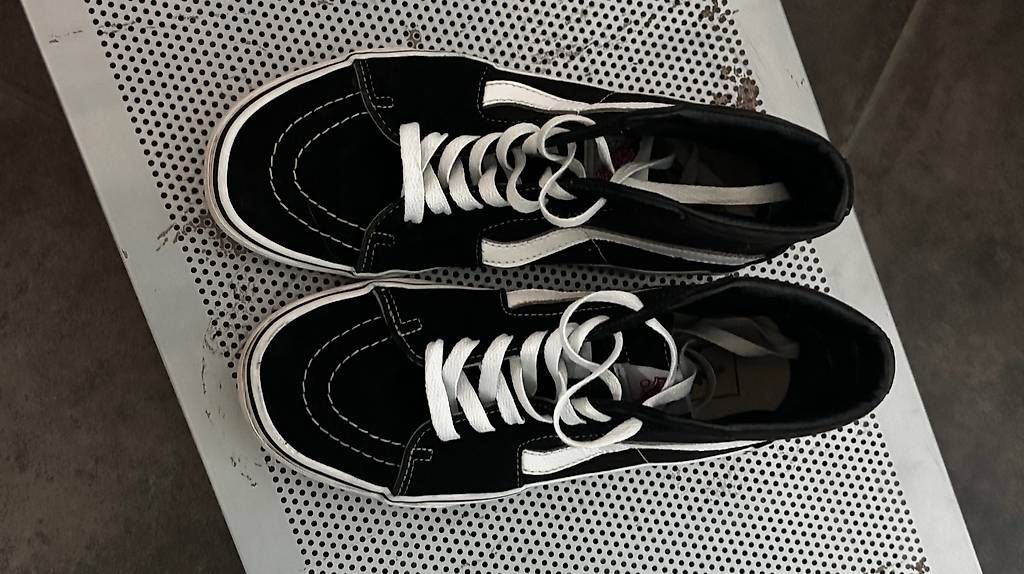 Scarpe da uomo: Vans old skool montantes noires – Usato da Châtel-St-Denis venduto da leacherre 2
