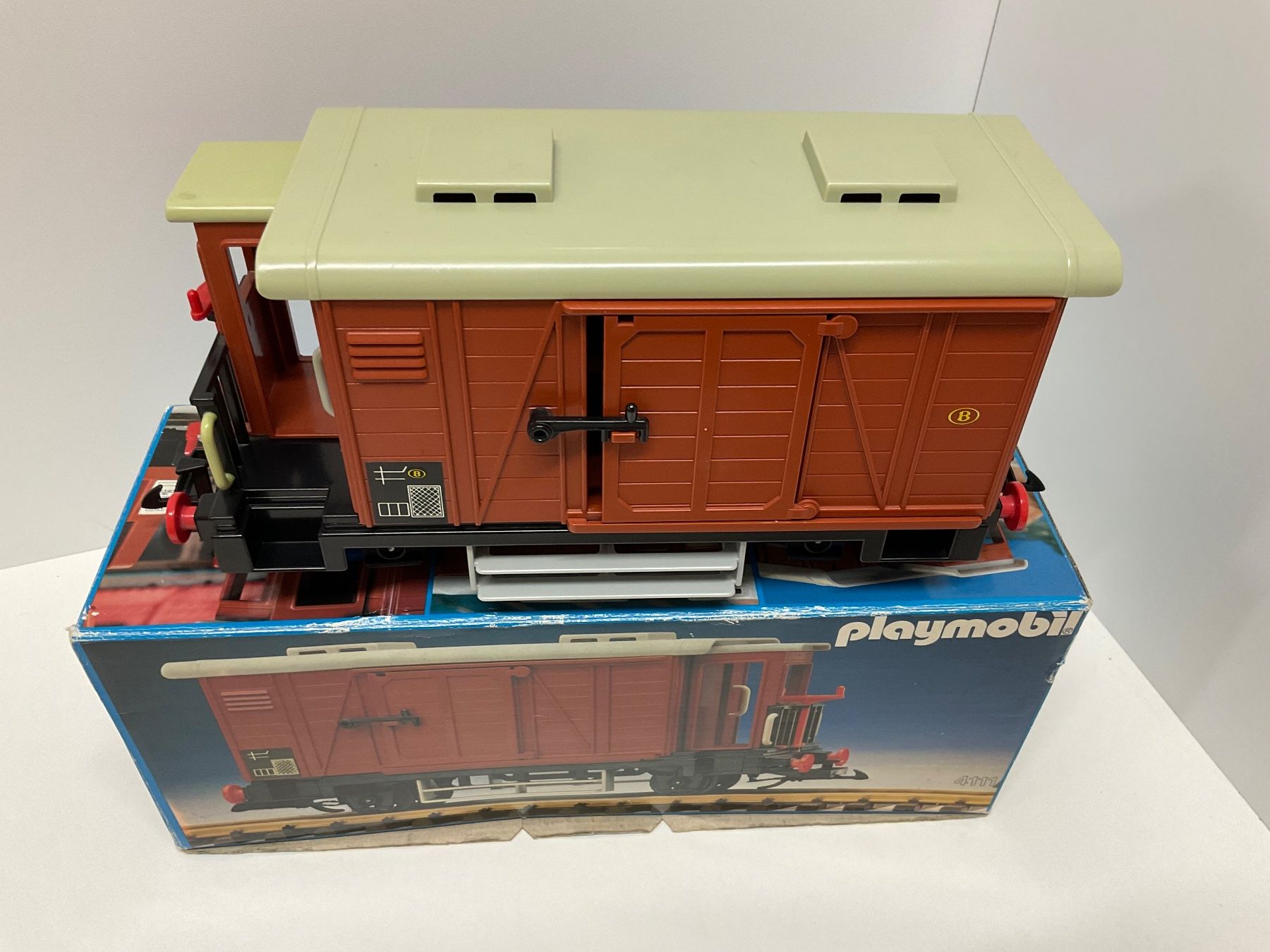 Playmobil Giocattoli: Playmobil 4111 Güterwagen, Bespielt mit Verpackung – Usato da Chur venduto da Chur75 4