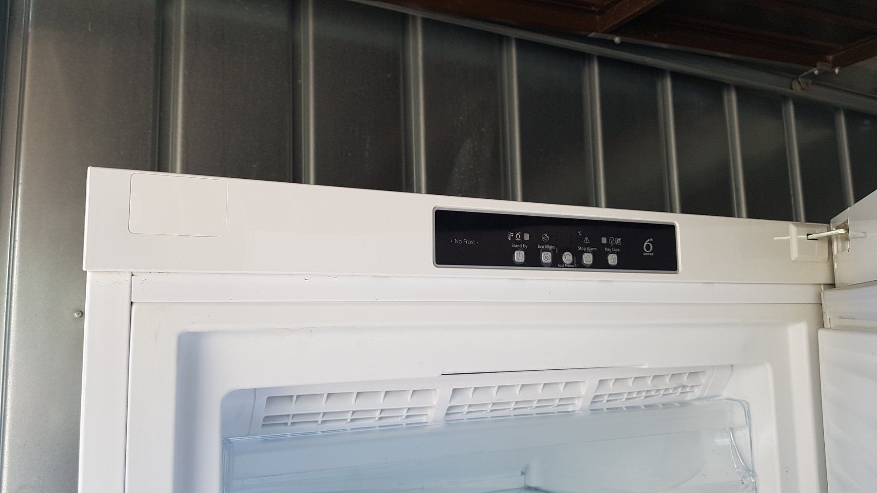 Whirlpool Congelatori: ab CHF;1.- Gefrierschrank WHIRLPOOL Type: CV77 HEU – Difettoso da Biel / bienne venduto da Sarouch9 5