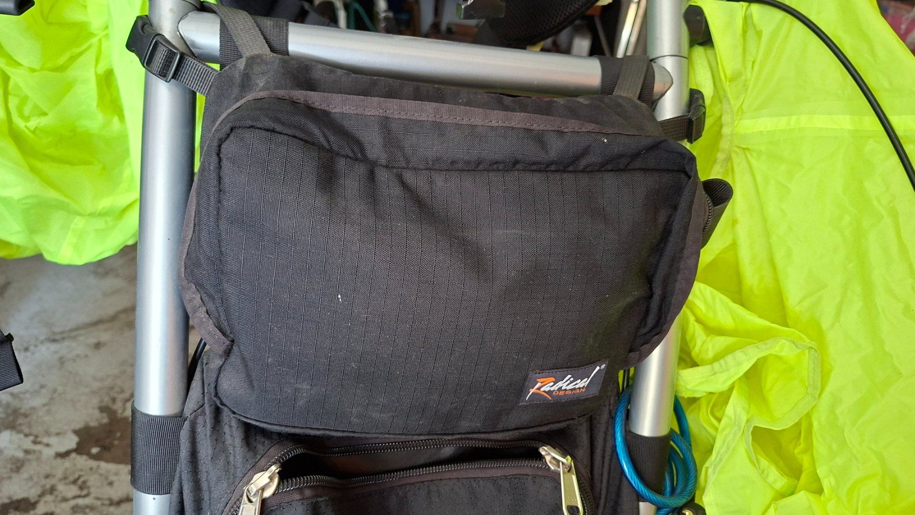 Sacs à dos: Chariot de marche Radical design – D'occasion à Savièse par byd_7lwq 1
