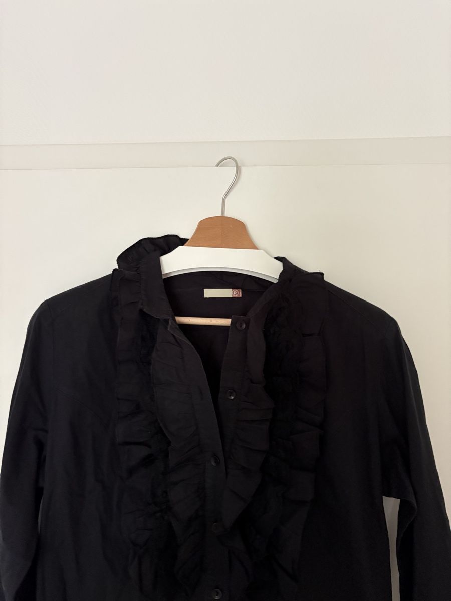 Camicette: Chic blouse noir  – Usato da Chêne-Bougeries venduto da emma.li 1