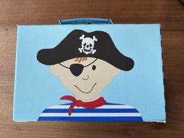 Piratenkoffer mit Zubehör gebrauchter Zustand