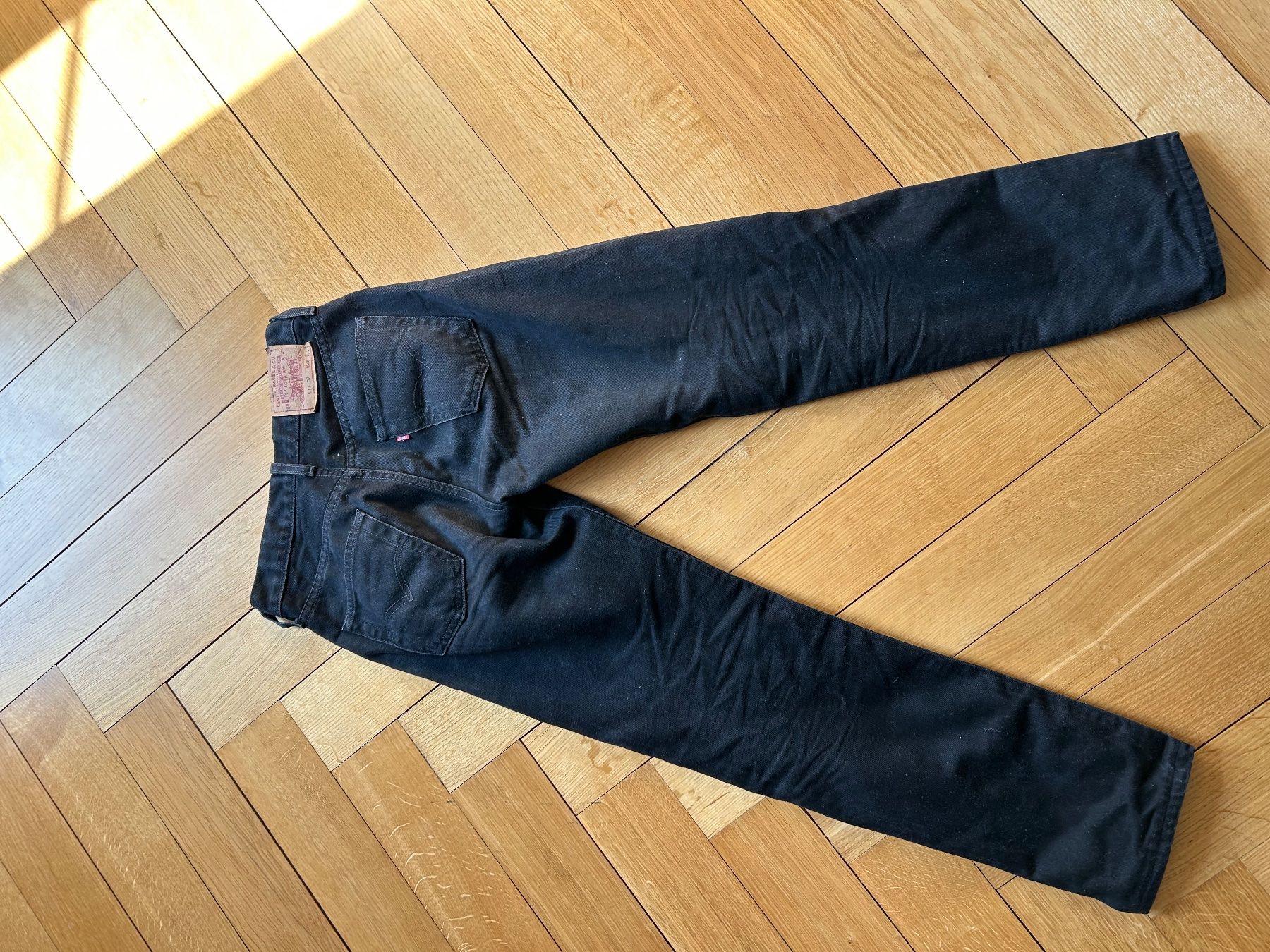 Levi's Jeans: Levi Jeans schwarz (27/28) – Usato da Bern venduto da tschaesiii 1
