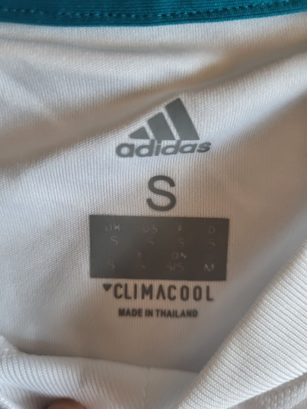 Real Madrid Scarpe, pantaloni & magliette da ginnastica: Real Madrid Champions league Final Original – Nuovo (secondo la descrizione) da Zuchwil venduto da balo28 2