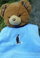 Lätzli bestickt Pinguin
